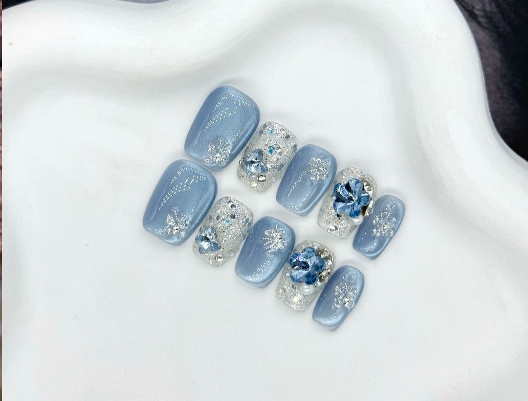 Cat-eye press-on nails wholesale, skin-brightening press-on nails, short square press-on nails wholesale, handmade press-on nails, blue ice premium