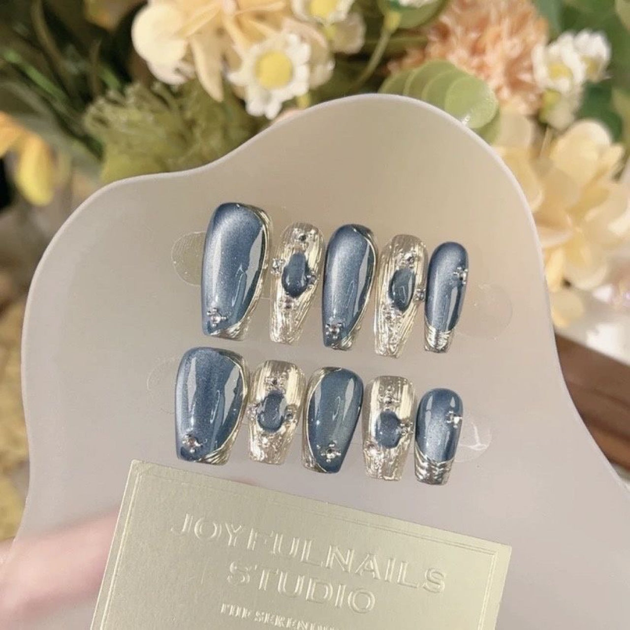 Blue Buccellati French-style light luxury, flattering and versatile, purely handmade press-on nails, wholesale, same style as on Douyin