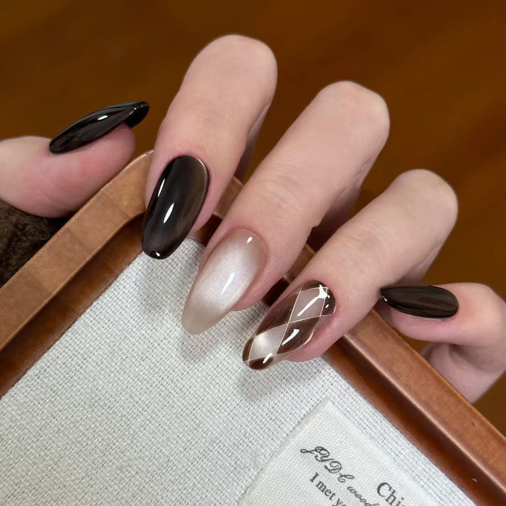 Handmade Press-On Nails: Modern Diamond Pattern, Cat Eye, Maillard, High-End, Brightening, Niche, Retro, for Students and Trendy Girls