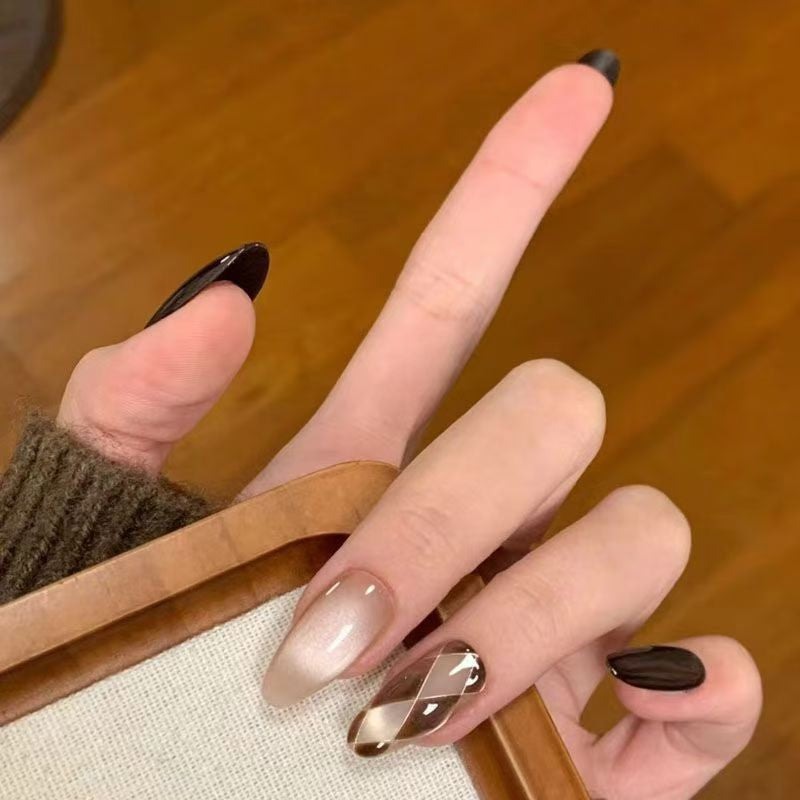 Handmade Press-On Nails: Modern Diamond Pattern, Cat Eye, Maillard, High-End, Brightening, Niche, Retro, for Students and Trendy Girls